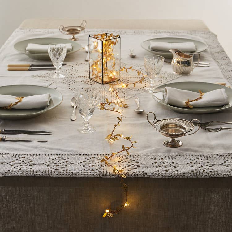 Gold Leaf Fairy Light String: 2 Batteries Included