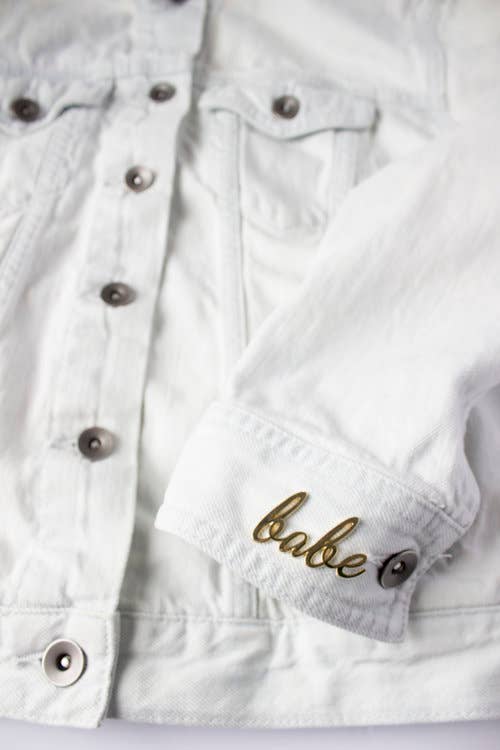 Wearable Words Gold Plated Pin- Nerd