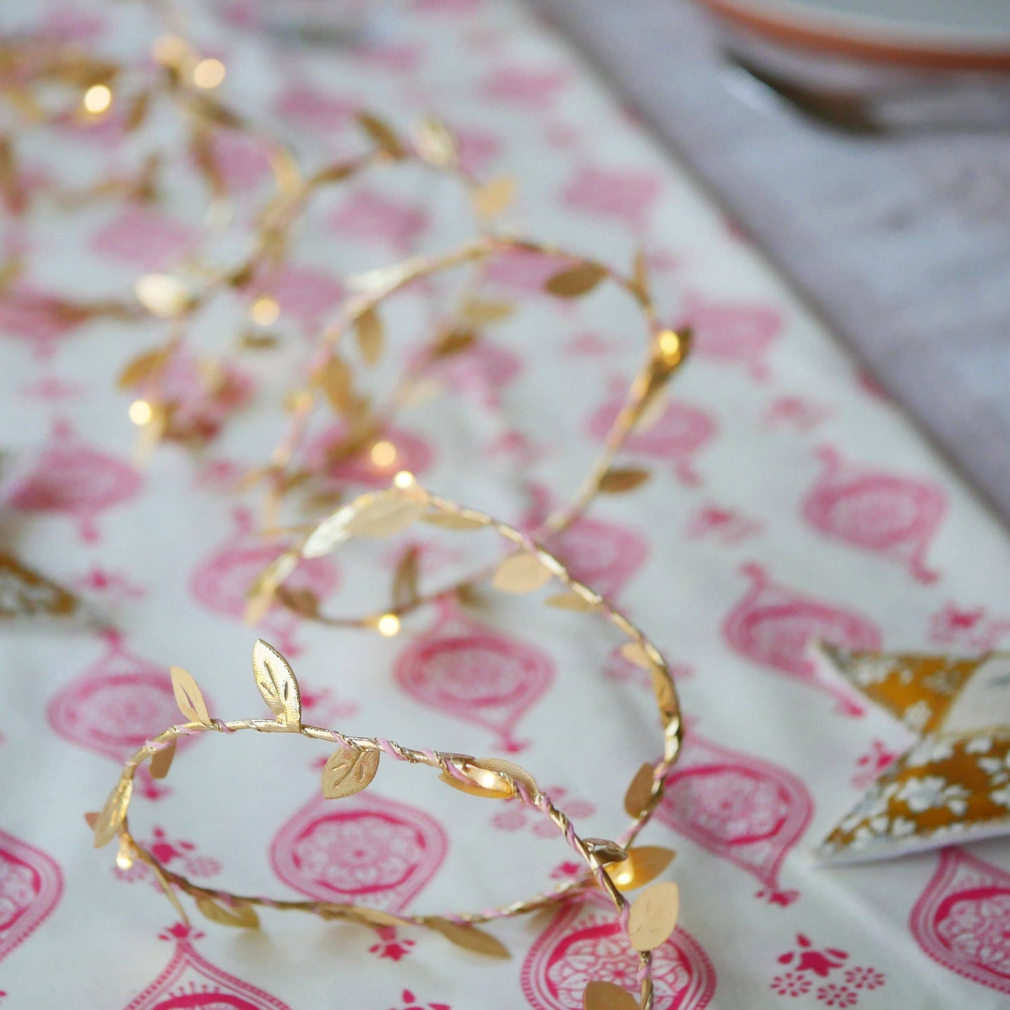 Gold Leaf Fairy Light String: USB