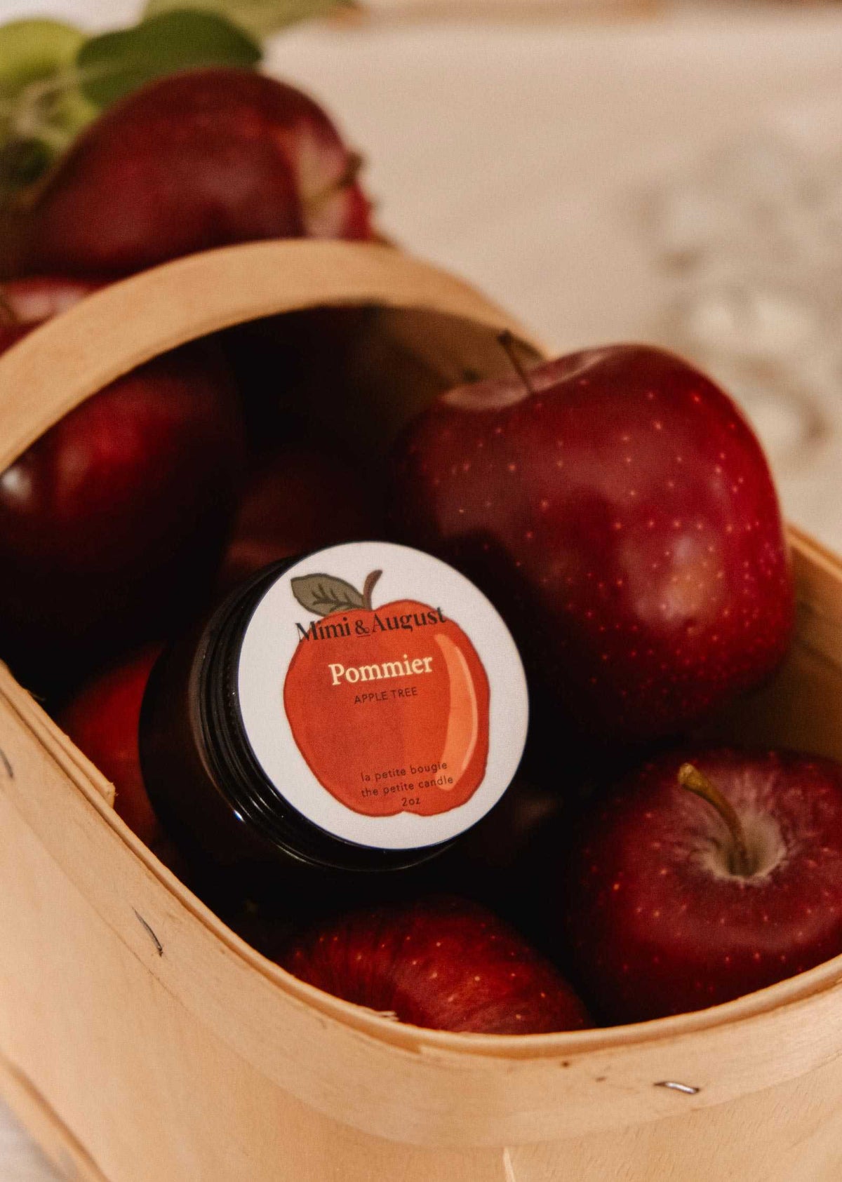 Pommier Soy Candle: 2 oz