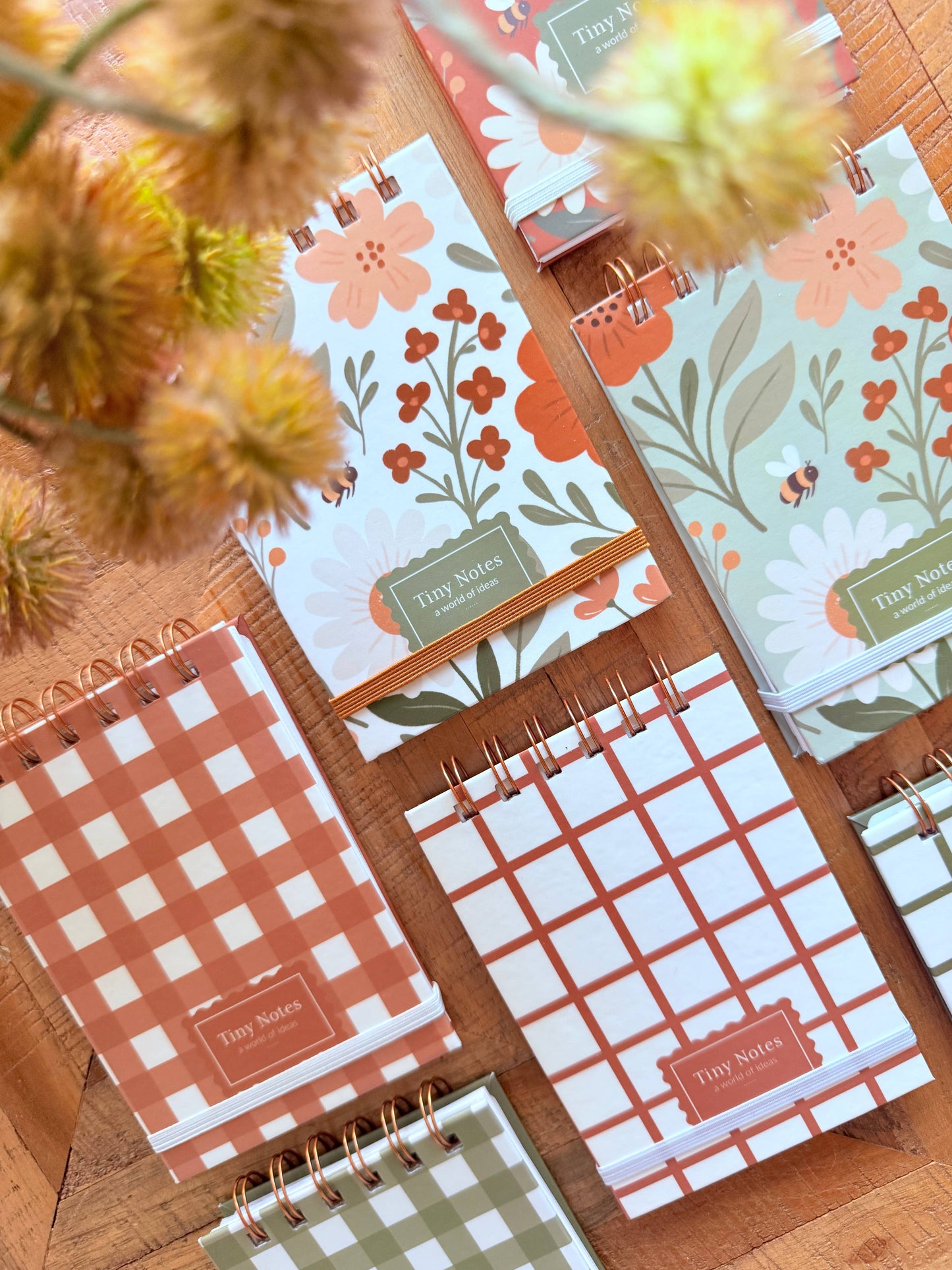 Floral Notebook: Dot Grid