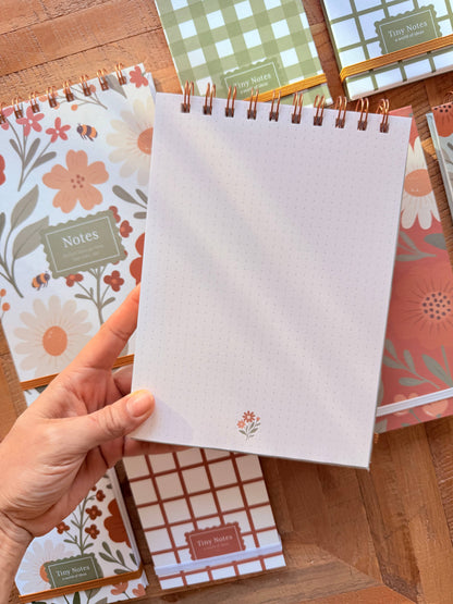 Floral Notebook: Dot Grid