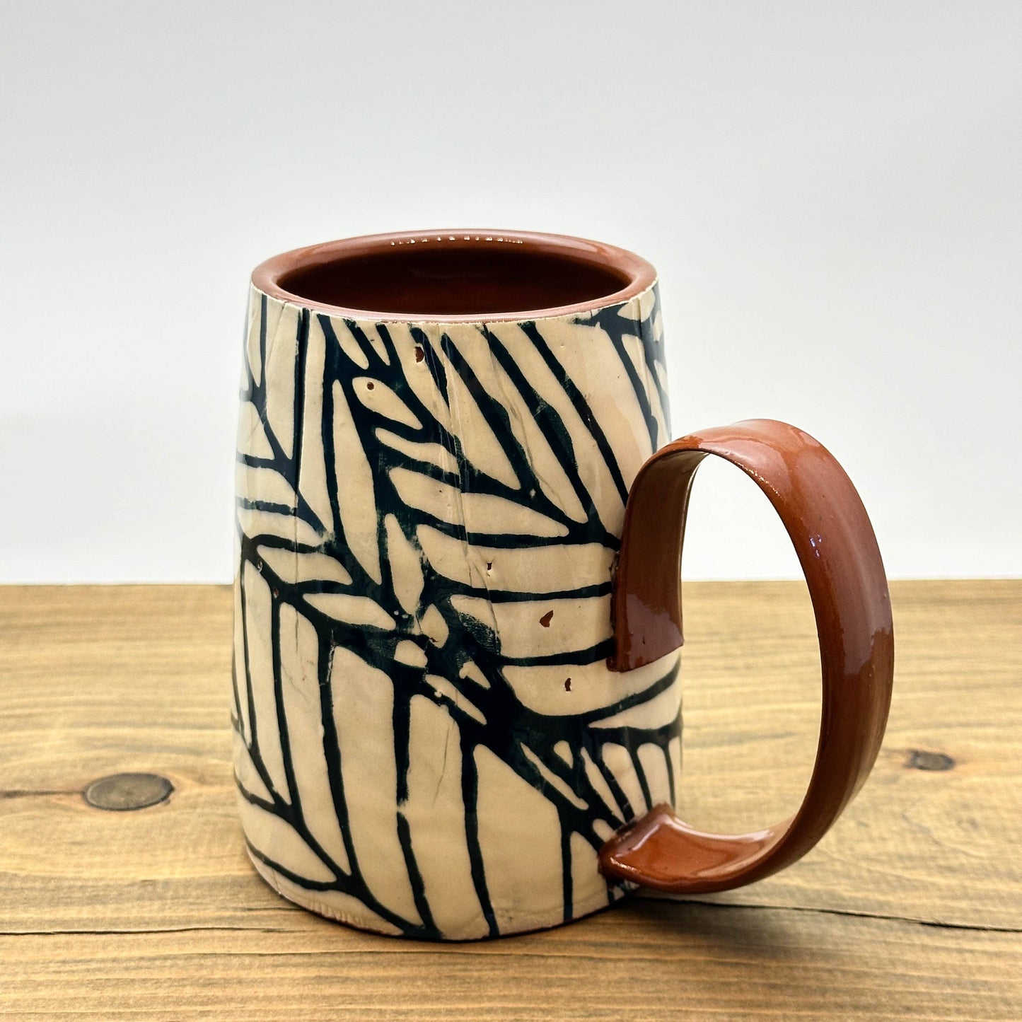 Large mug 18oz: Blue Leaves