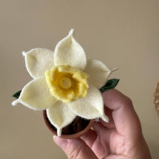 Daffodil Felt Flower