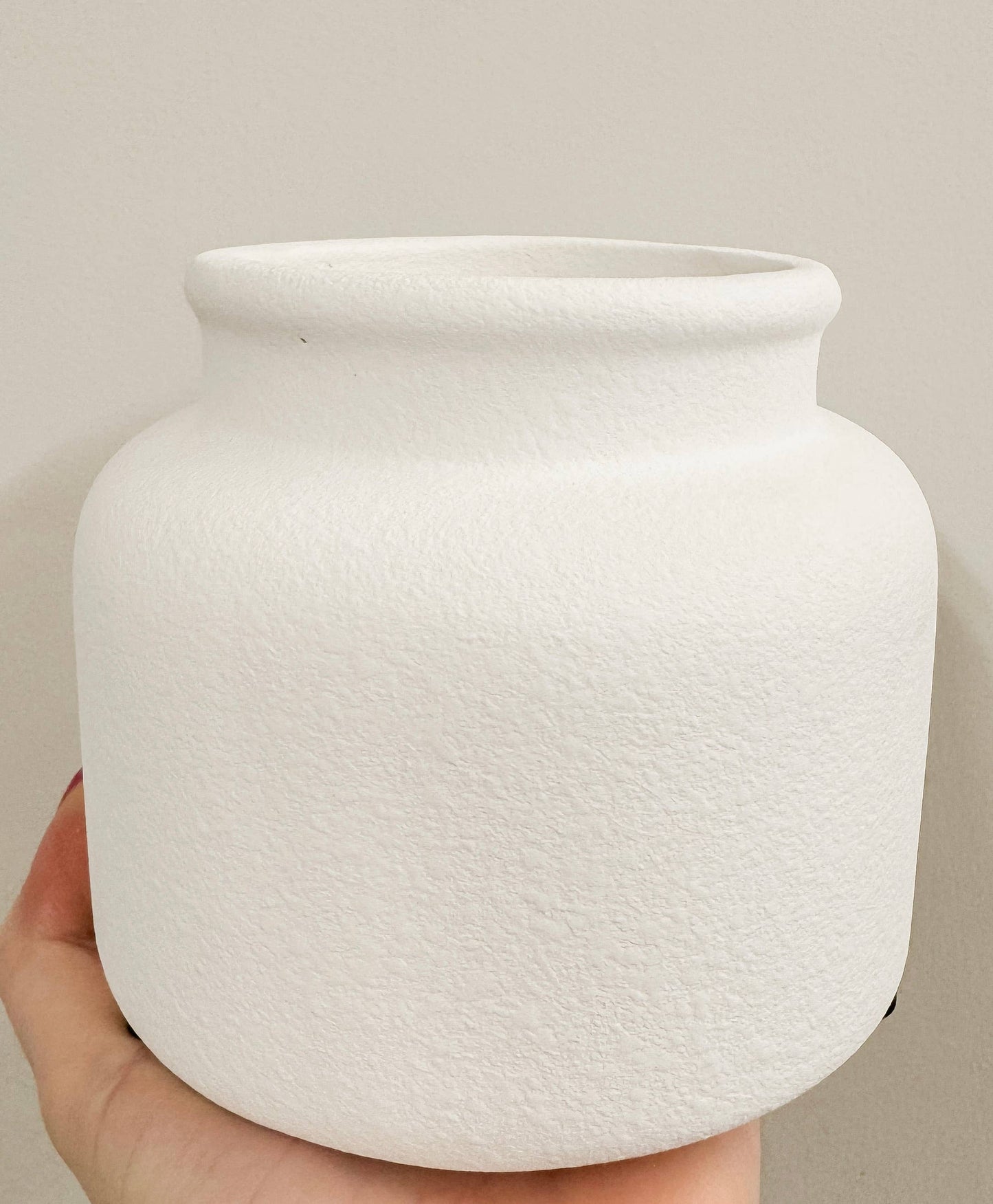 Sana Ceramic Textured Vases: Medium