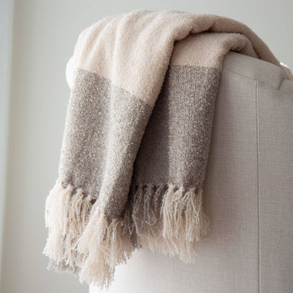 Oden Textured Boucle Throw: Cream / 50" X 60"