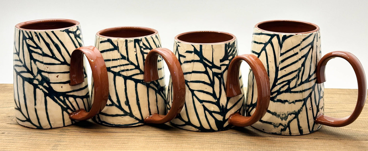 Large mug 18oz: Blue Leaves
