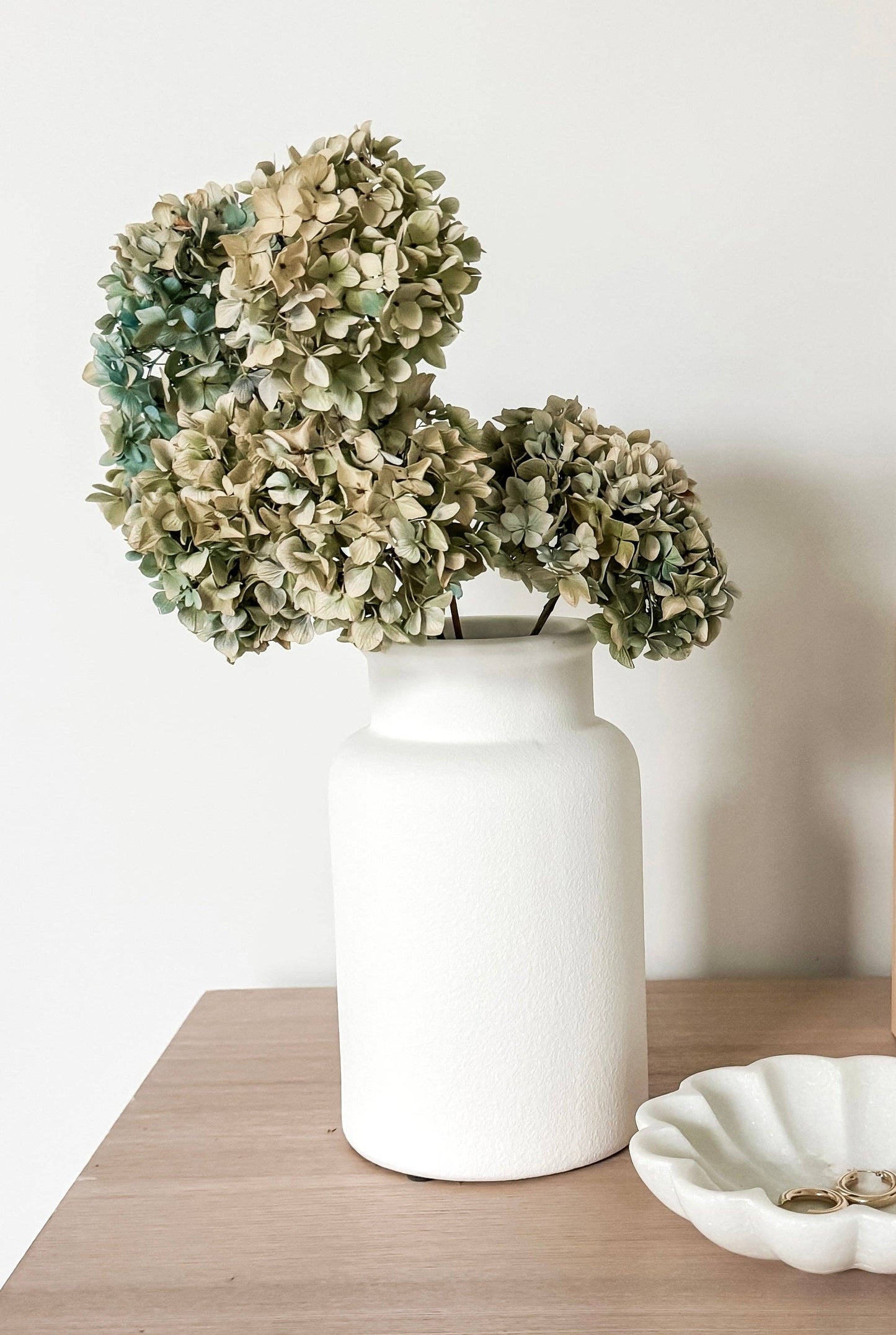 Sana Ceramic Textured Vases: Medium